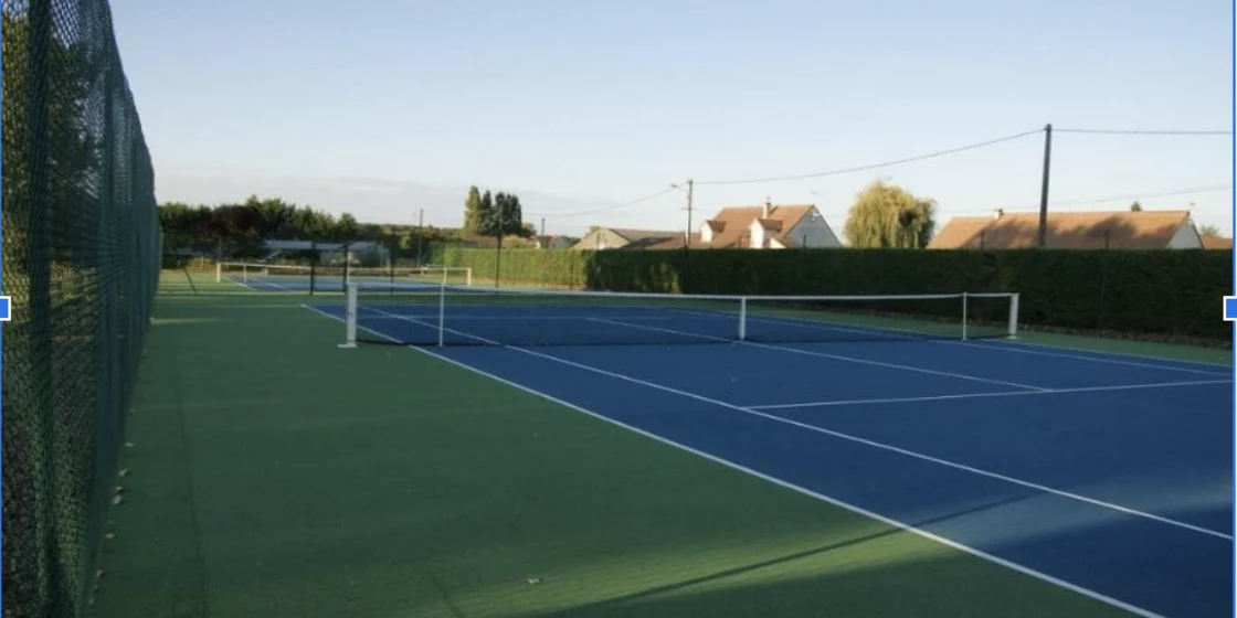Courts de Tennis Extérieurs